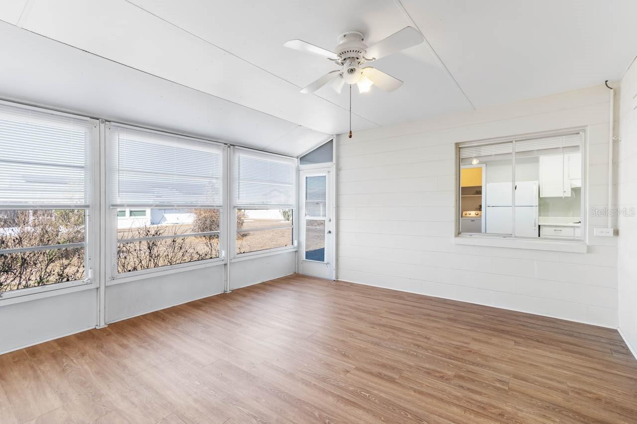 DEL WEBBS SUN CITY FLORIDA UN - Residential