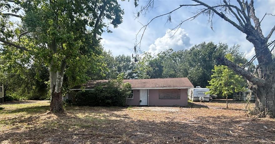 Bring your vision and transform this 3 bedroom, 2 bath home set on 1.5 acres of land along SW Highway 17. This property is a true fixer-upper and offers endless potential for those ready to roll up their sleeves. With plenty of room to spread out, the acreage allows space for gardening, animals, toys, or future improvements. Conveniently located with easy access to Arcadia and surrounding areas, this property gives you the chance to create the country retreat you’ve been dreaming of.