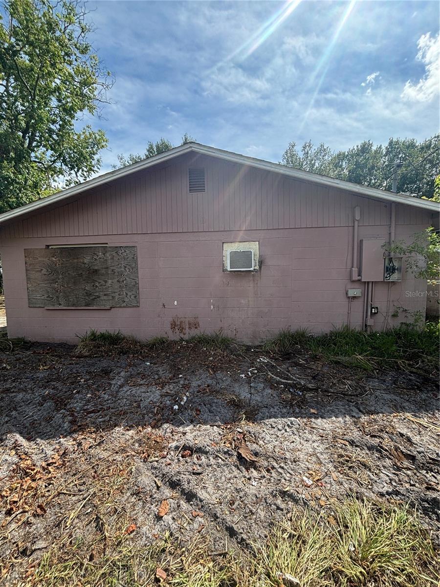 WELLESWOOD ESTATES - Residential