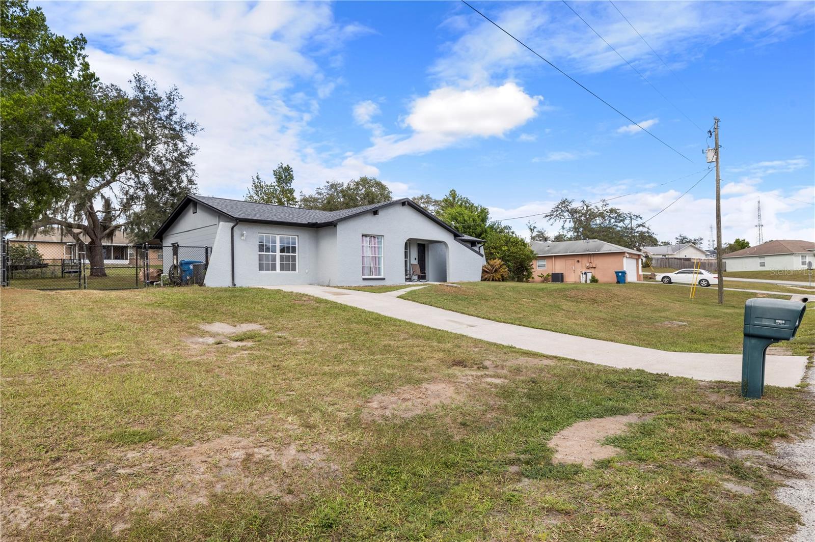 SPRING HILL - Residential