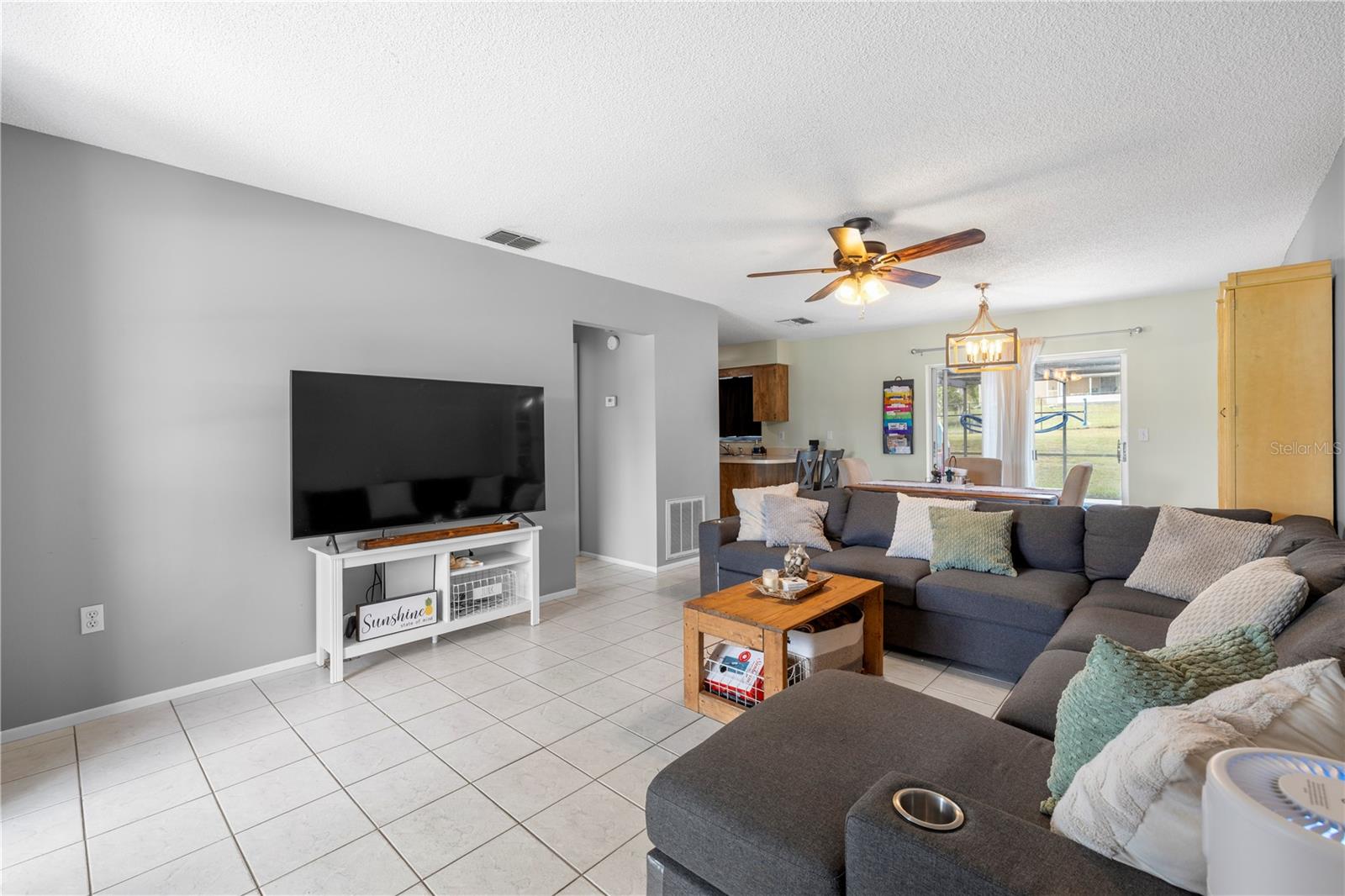 SPRING HILL - Residential