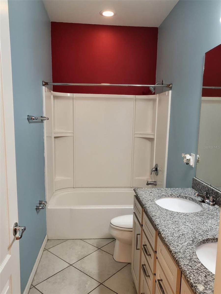 MAGNOLIA PARK NORTHEAST RESIDE - Residential Lease