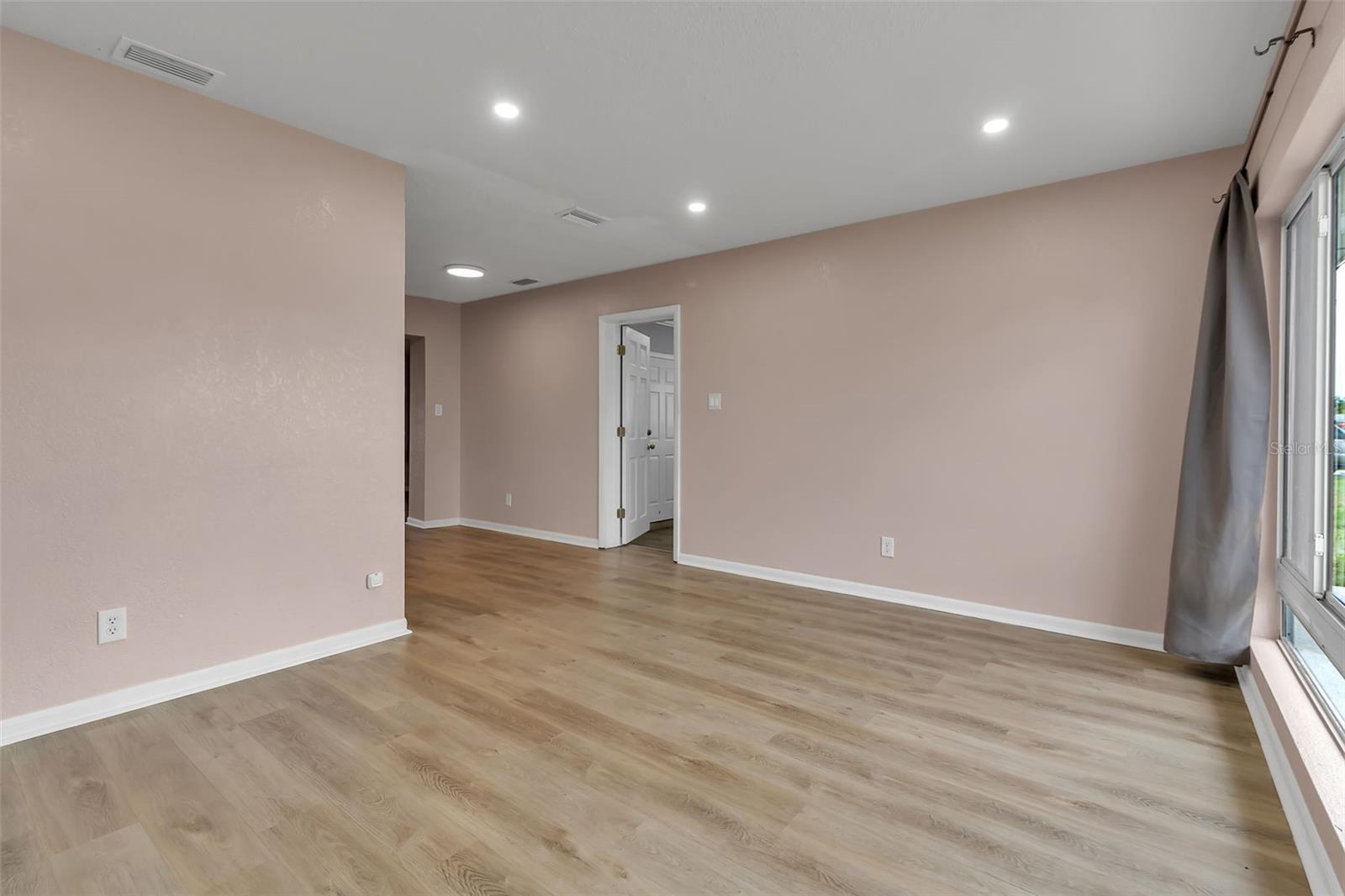 6439 LAFAYETTE ROAD