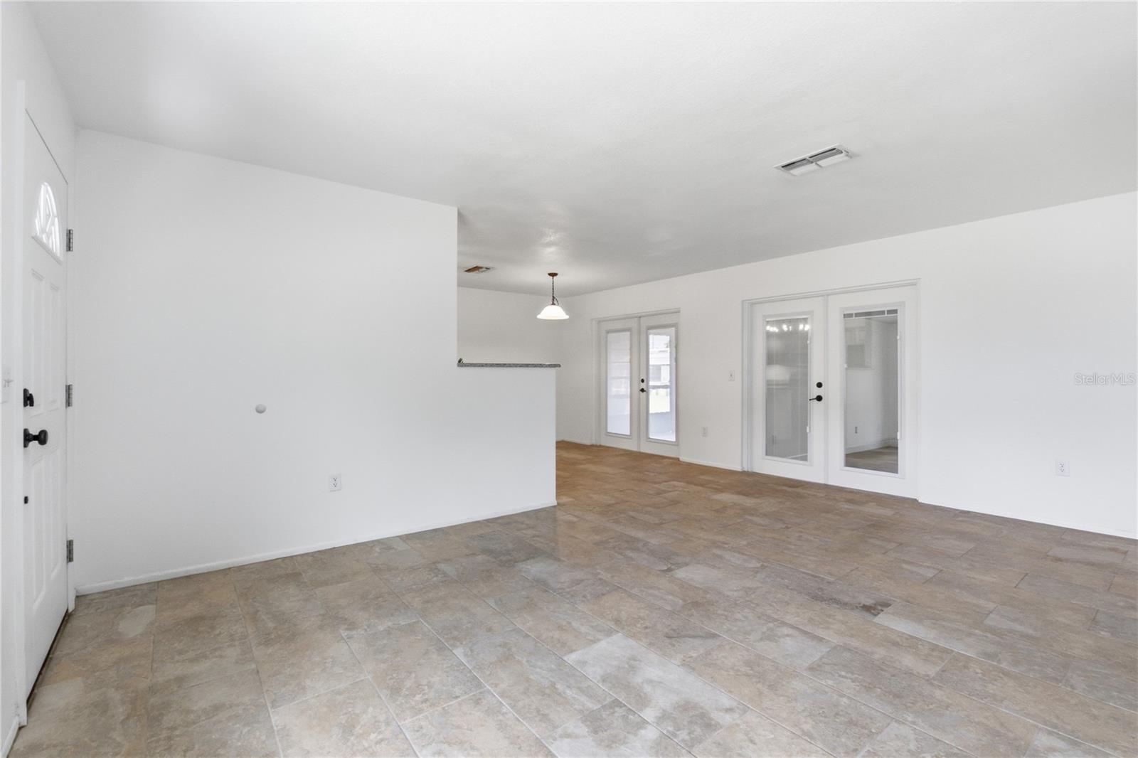 10455 MANASSAS CIRCLE