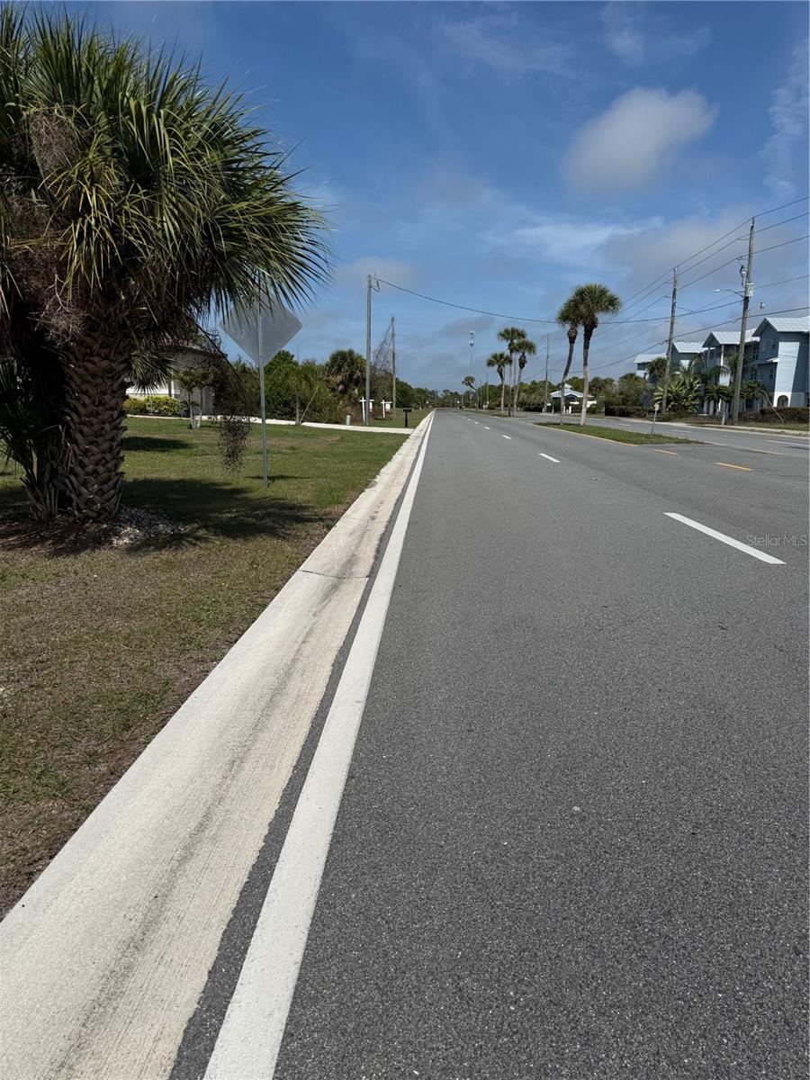 ROTONDA SHORES - Land