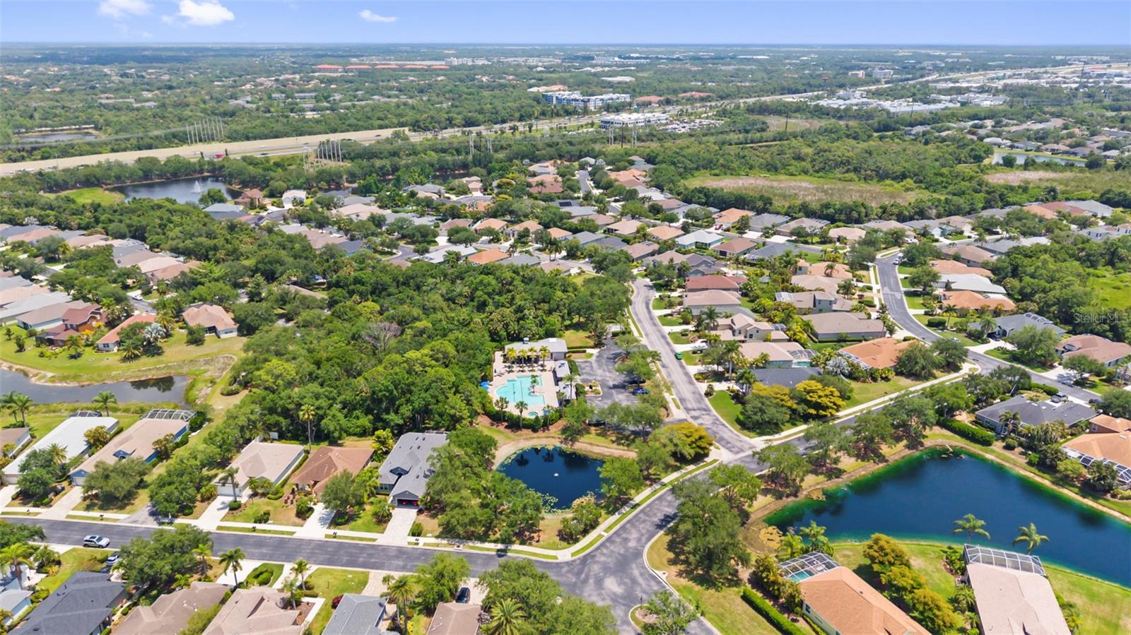 INDIGO RIDGE AT UNIVERSITY PLACE - Residential