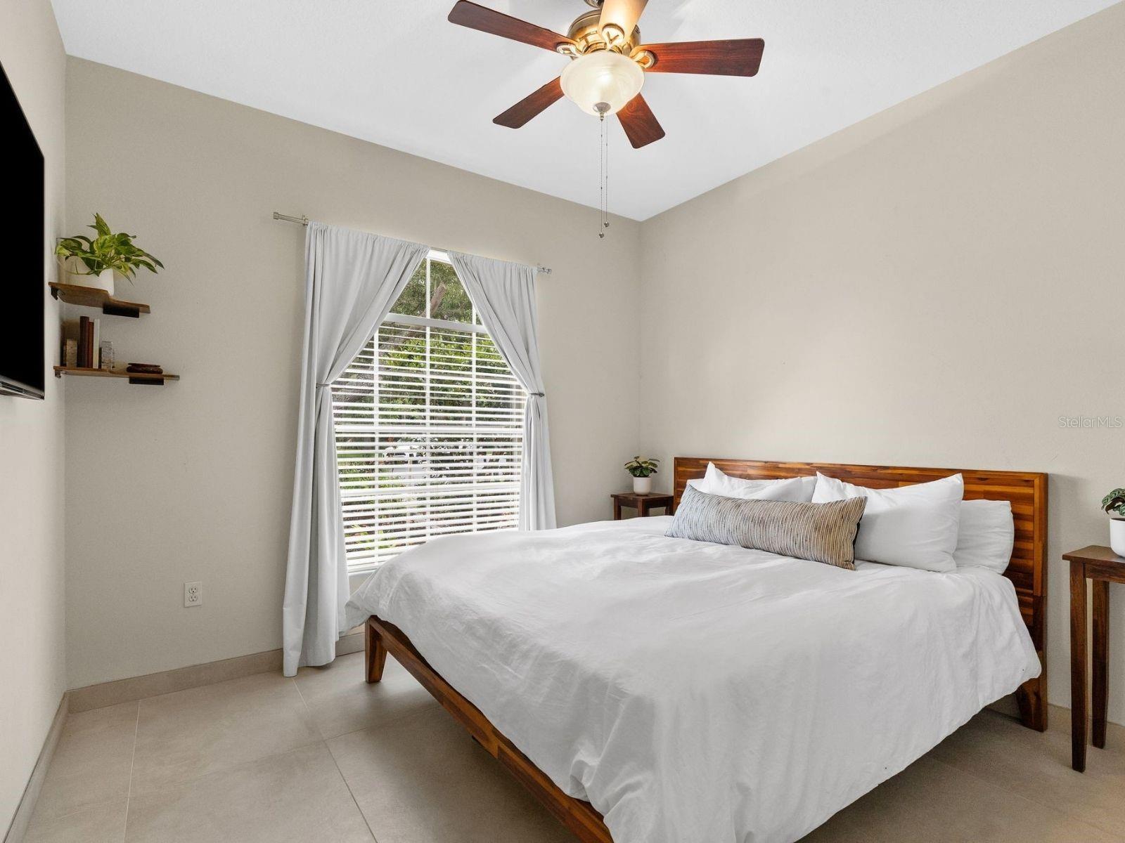 INDIGO RIDGE AT UNIVERSITY PLACE - Residential