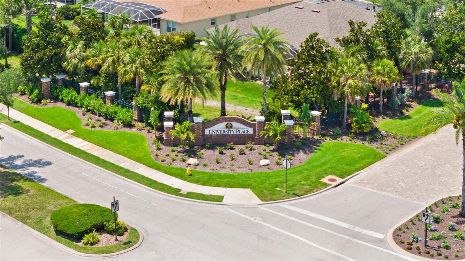 INDIGO RIDGE AT UNIVERSITY PLACE - Residential
