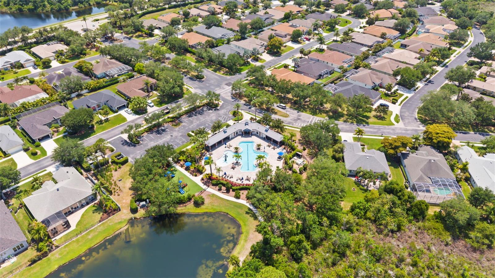 INDIGO RIDGE AT UNIVERSITY PLACE - Residential