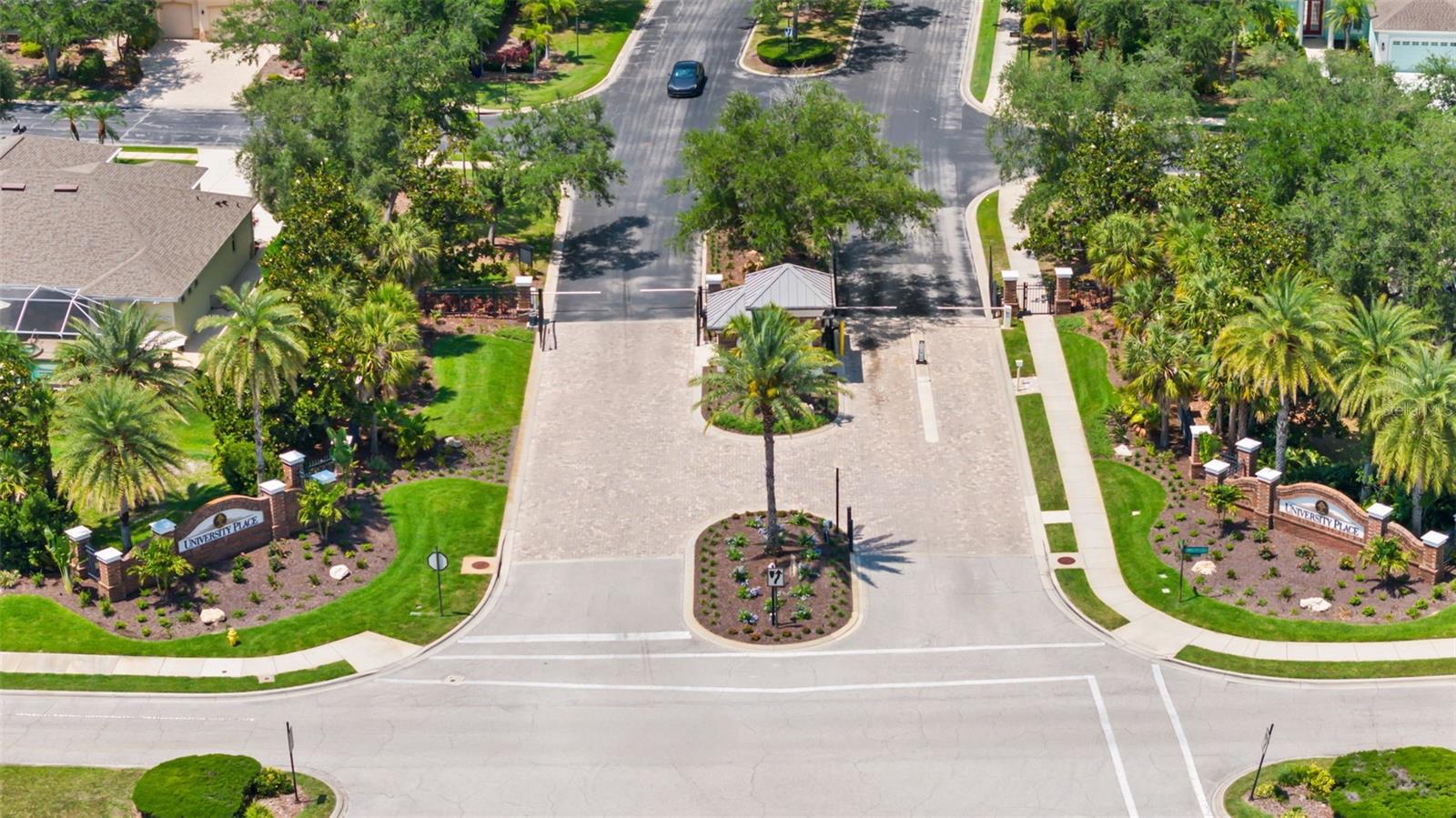 INDIGO RIDGE AT UNIVERSITY PLACE - Residential