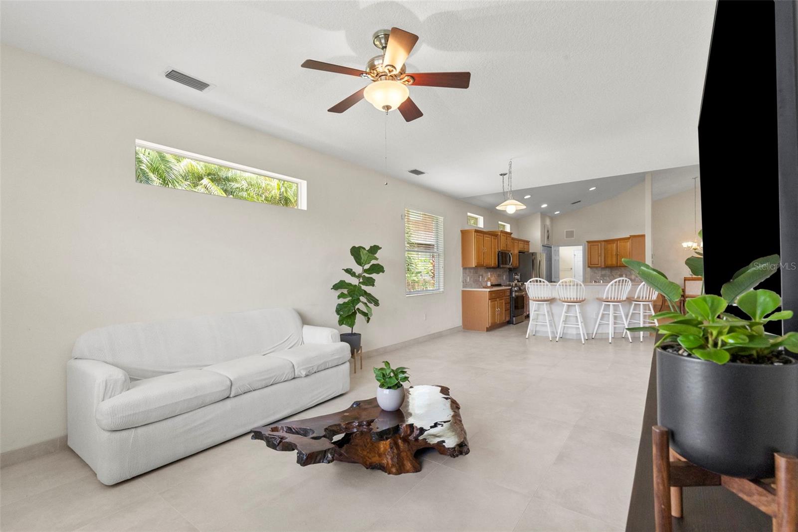 INDIGO RIDGE AT UNIVERSITY PLACE - Residential