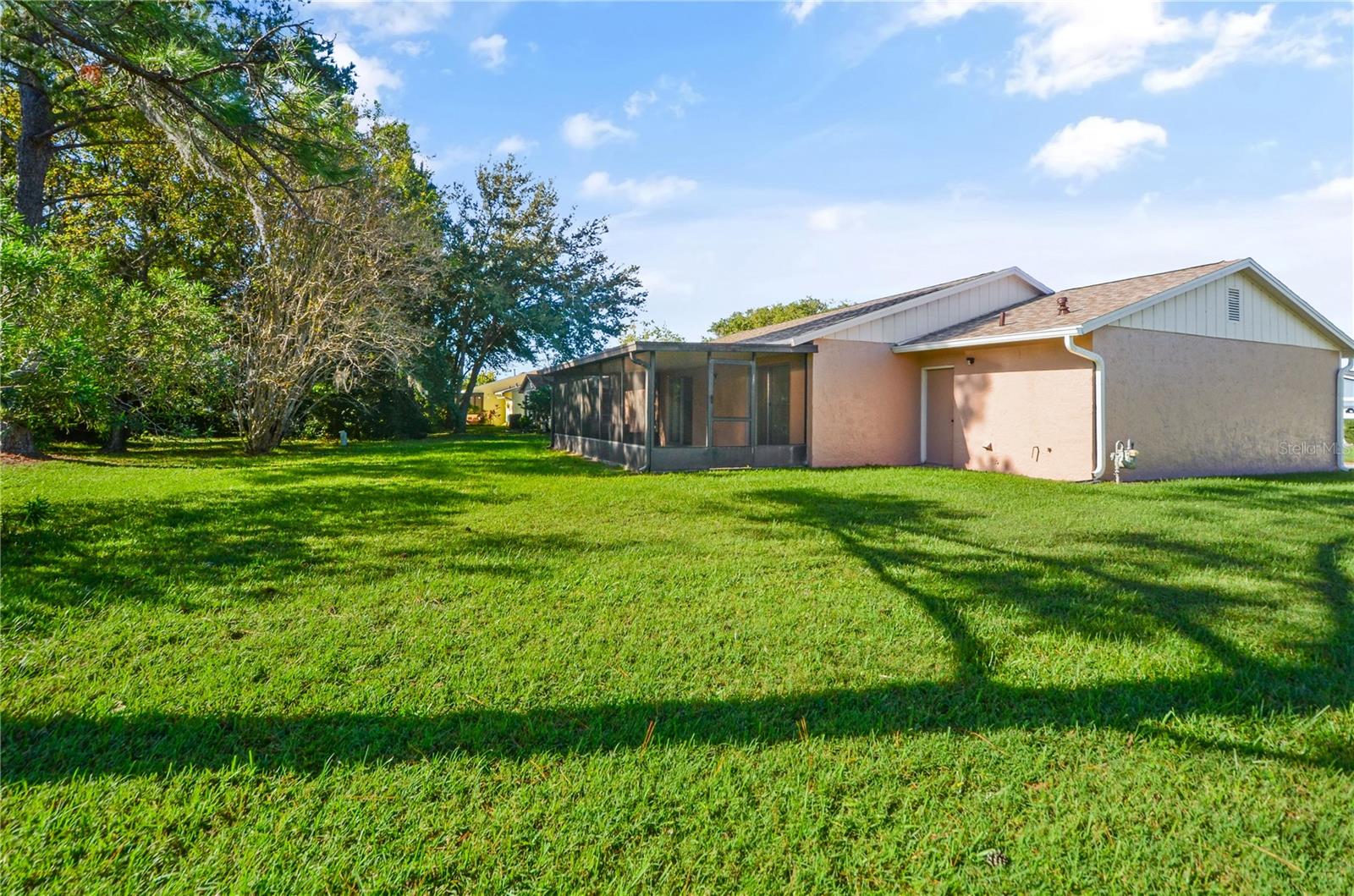 LAKE RIDGE VILLAGE - Residential