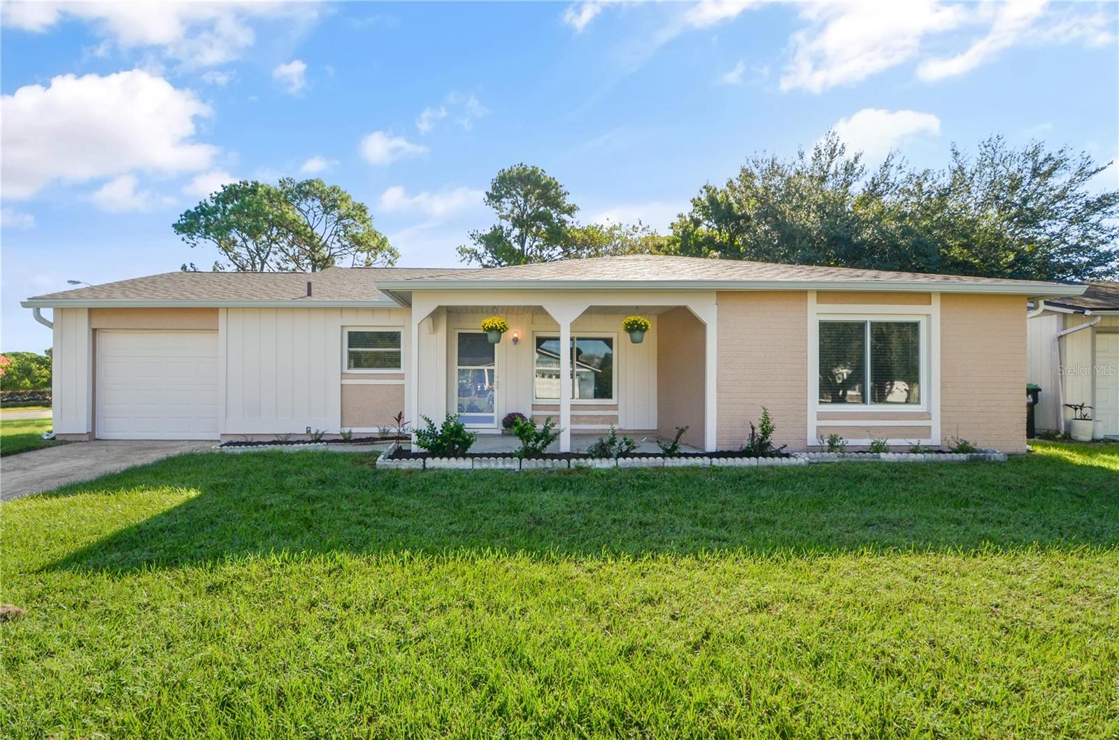 LAKE RIDGE VILLAGE - Residential
