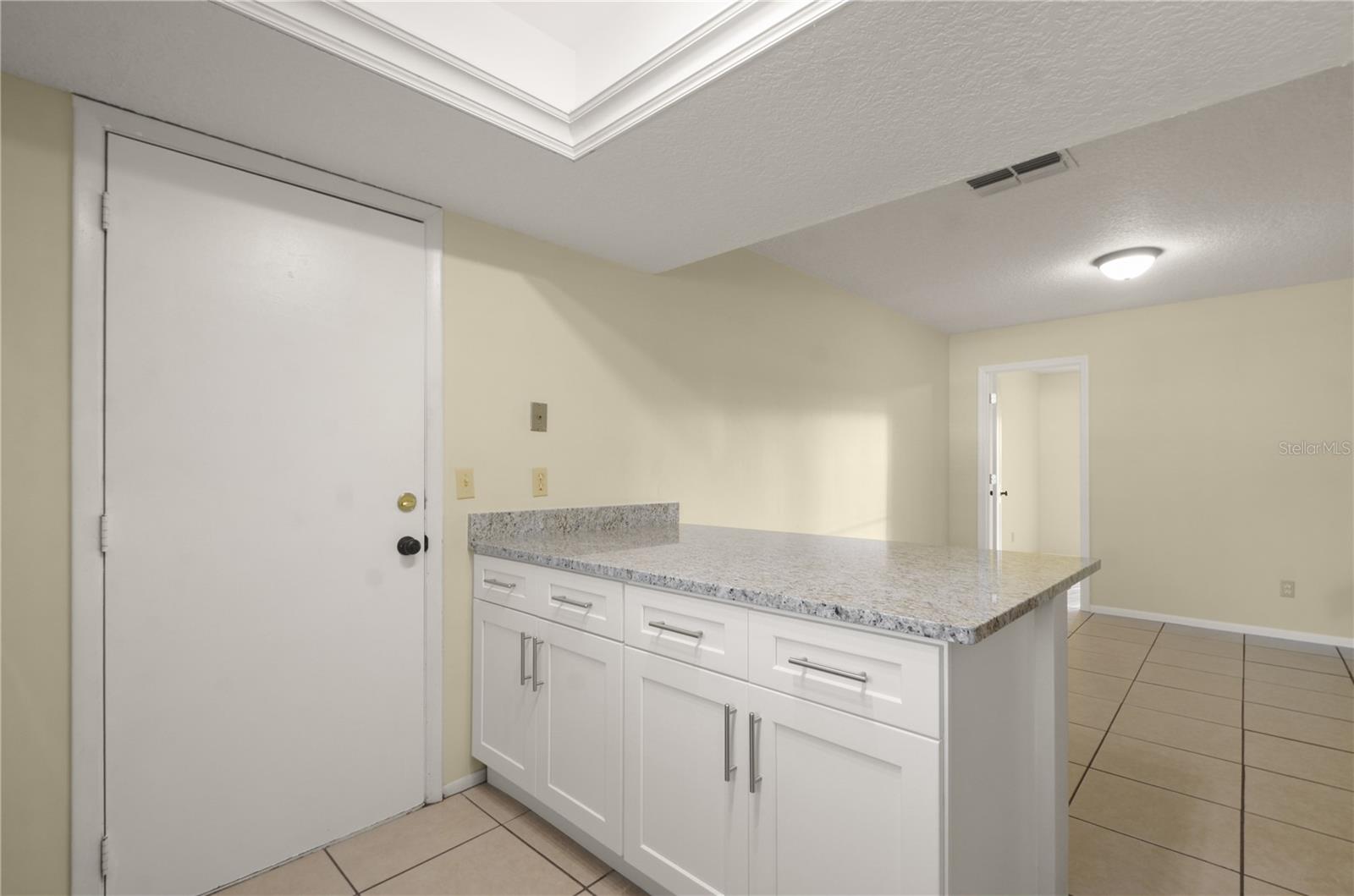 LAKE RIDGE VILLAGE - Residential
