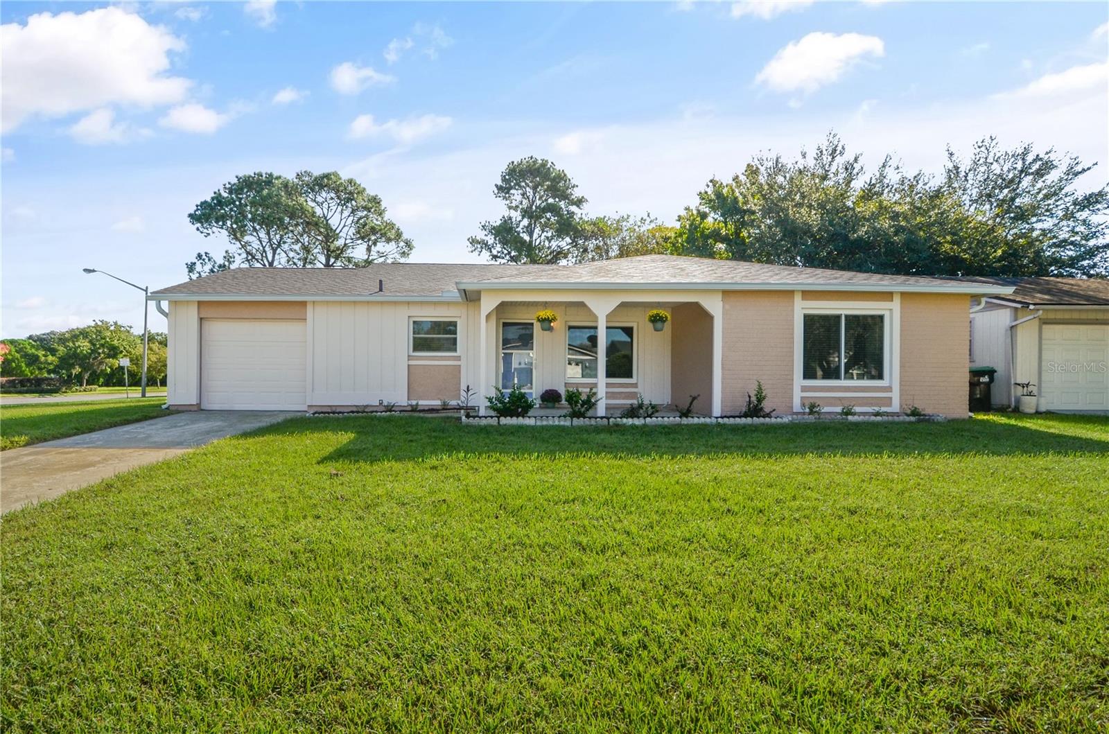 LAKE RIDGE VILLAGE - Residential