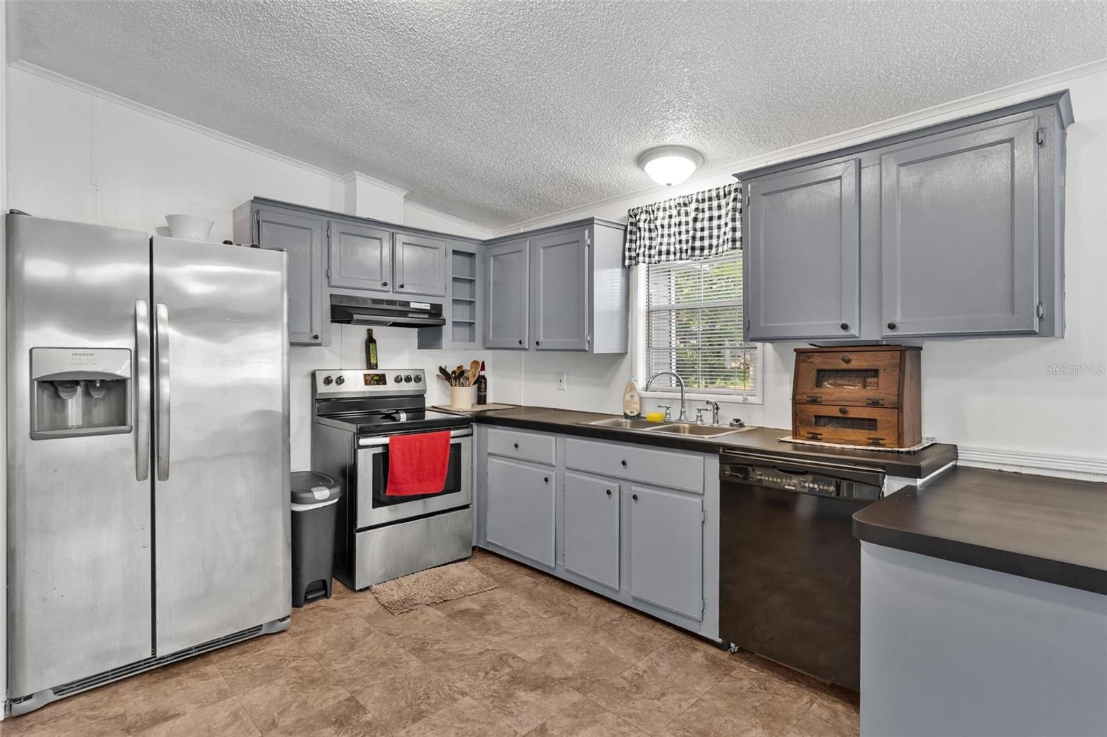 PARADISE ISLAND - Residential