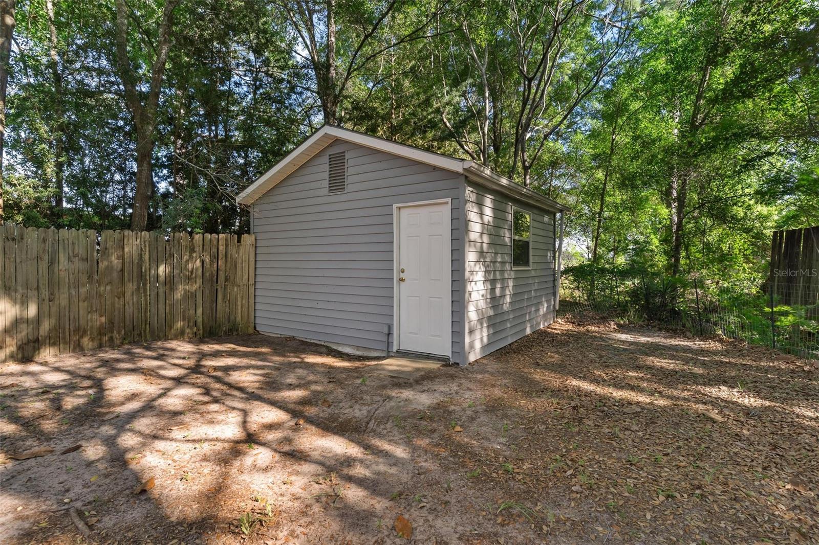 PARADISE ISLAND - Residential