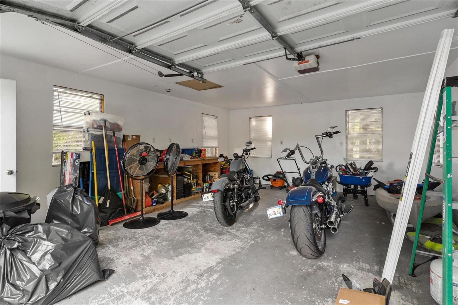 PARADISE ISLAND - Residential