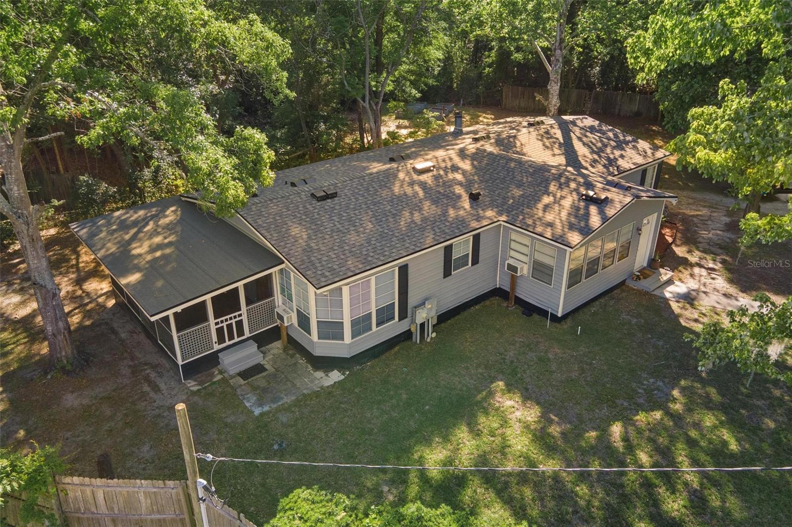 PARADISE ISLAND - Residential