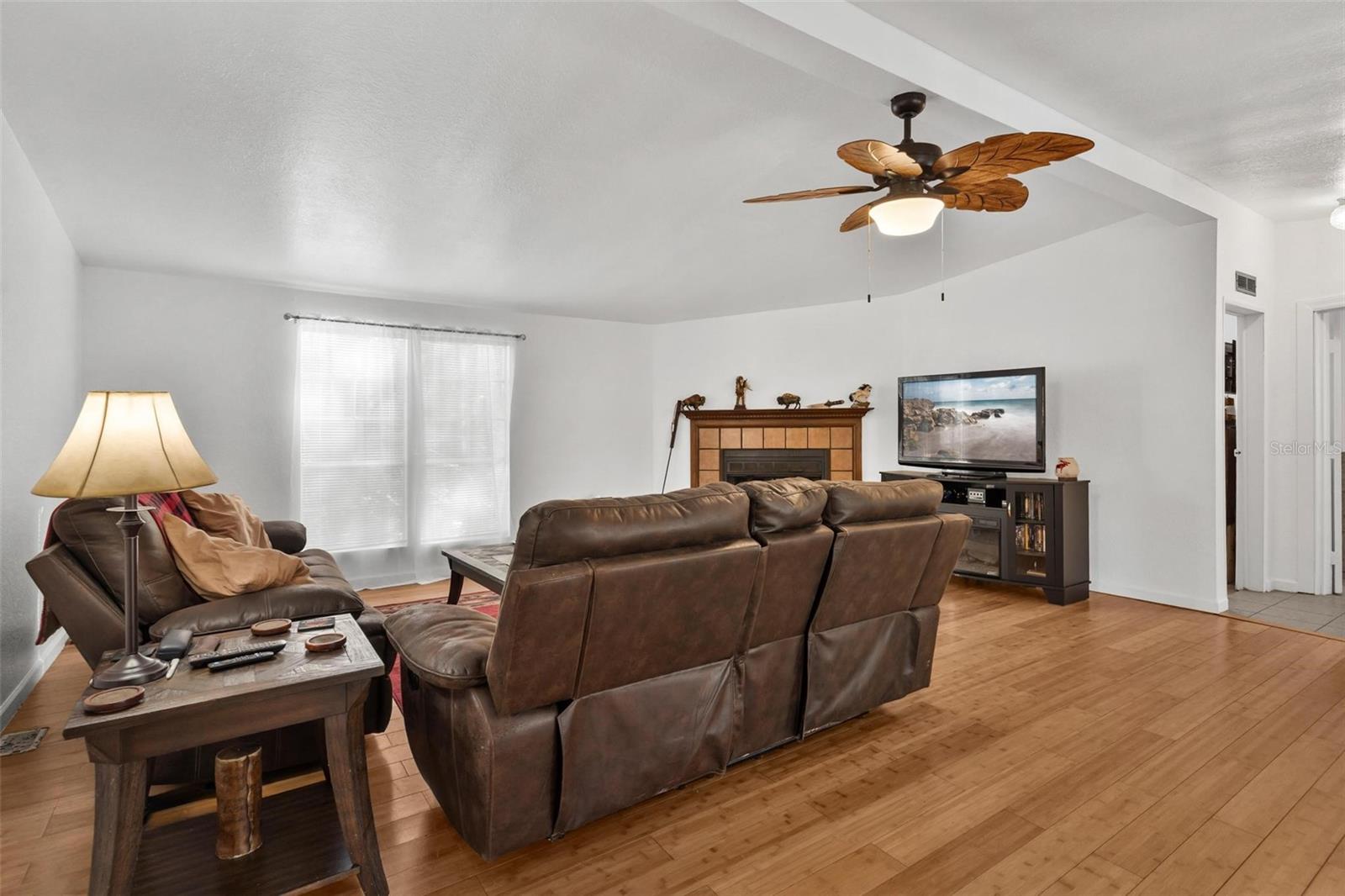 PARADISE ISLAND - Residential