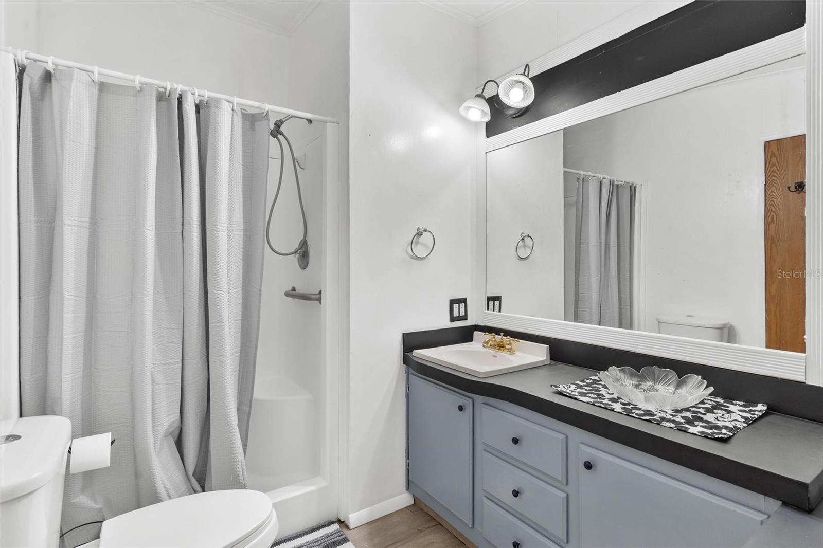 PARADISE ISLAND - Residential