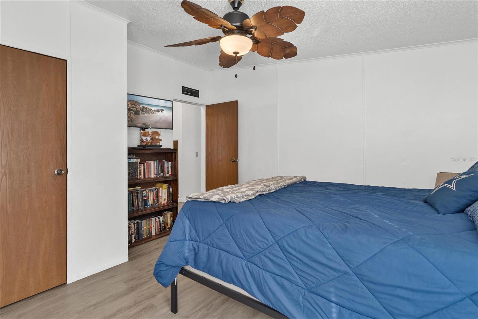 PARADISE ISLAND - Residential