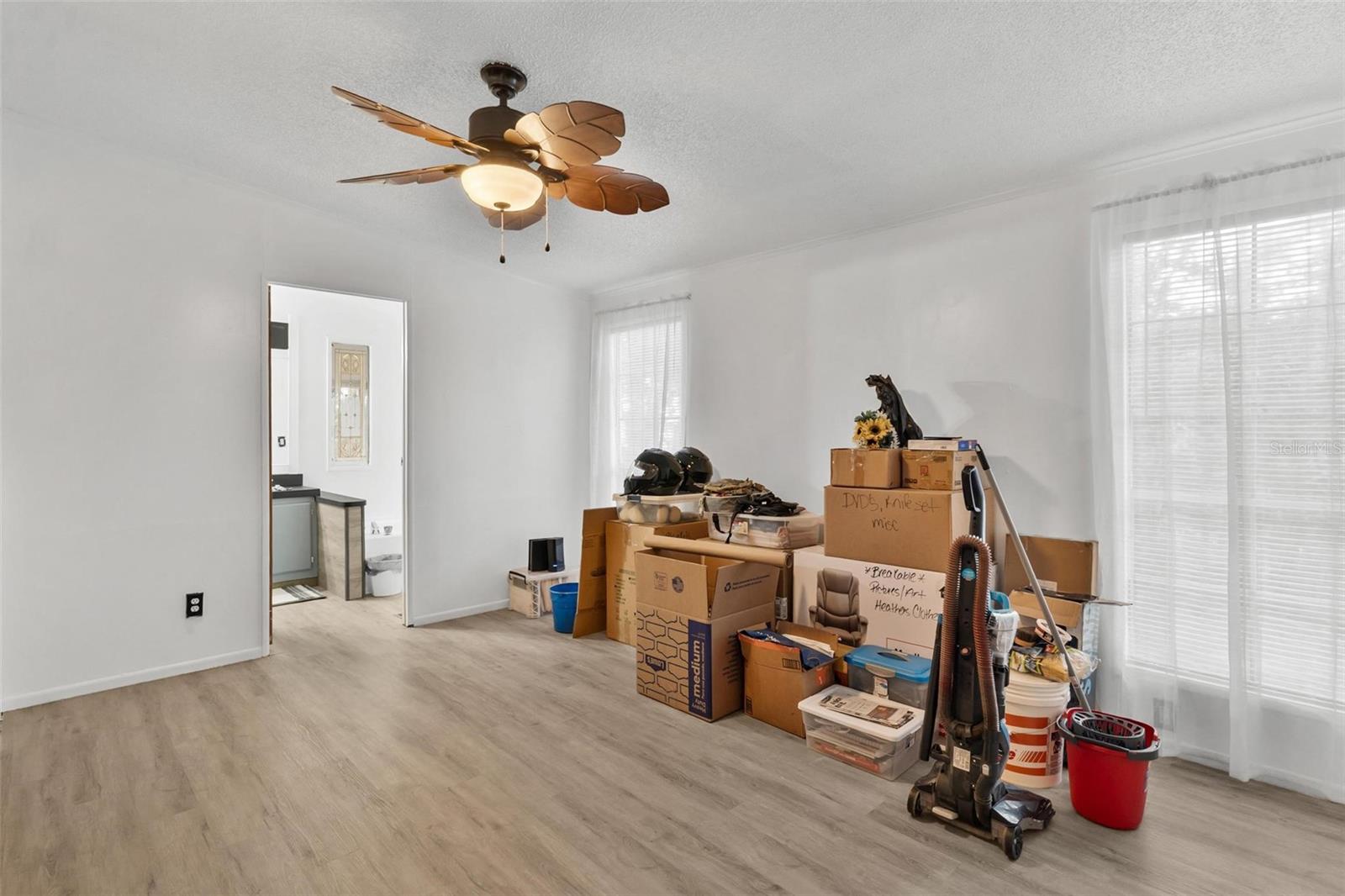 PARADISE ISLAND - Residential