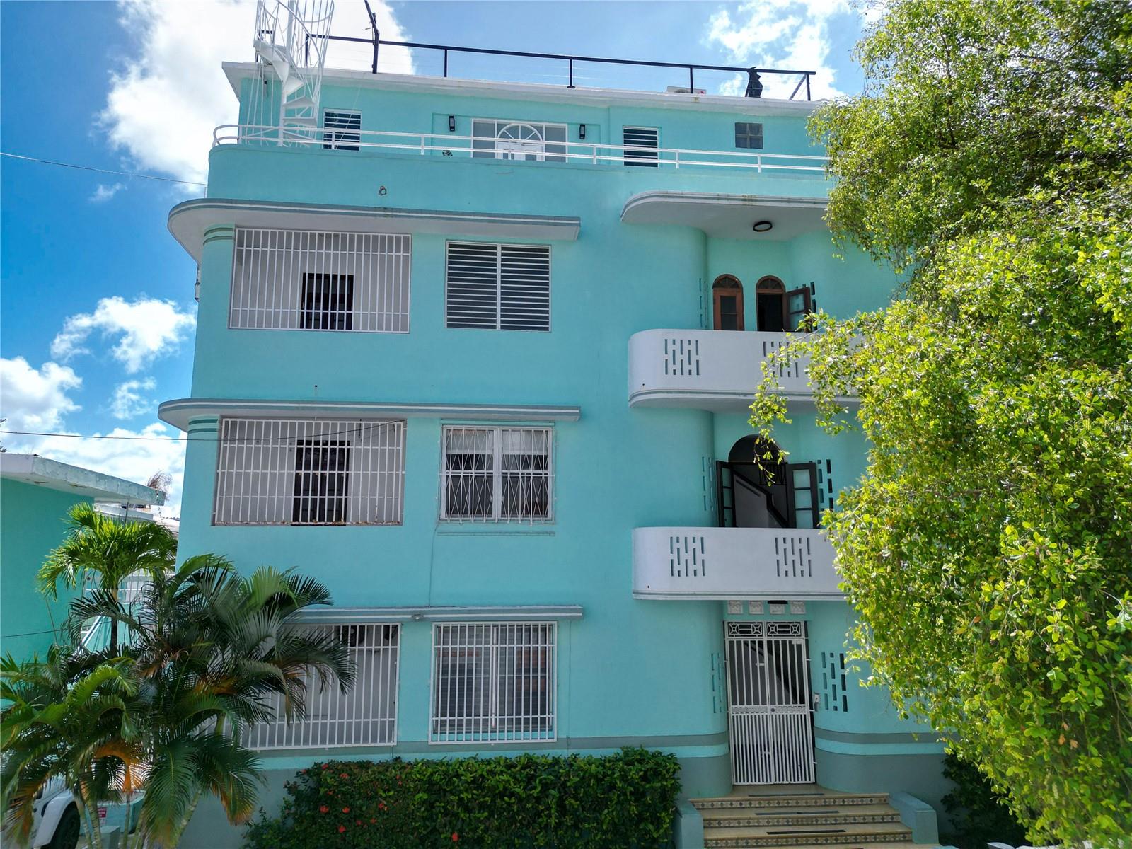 CONDOMINIO MARIBEL - Residential