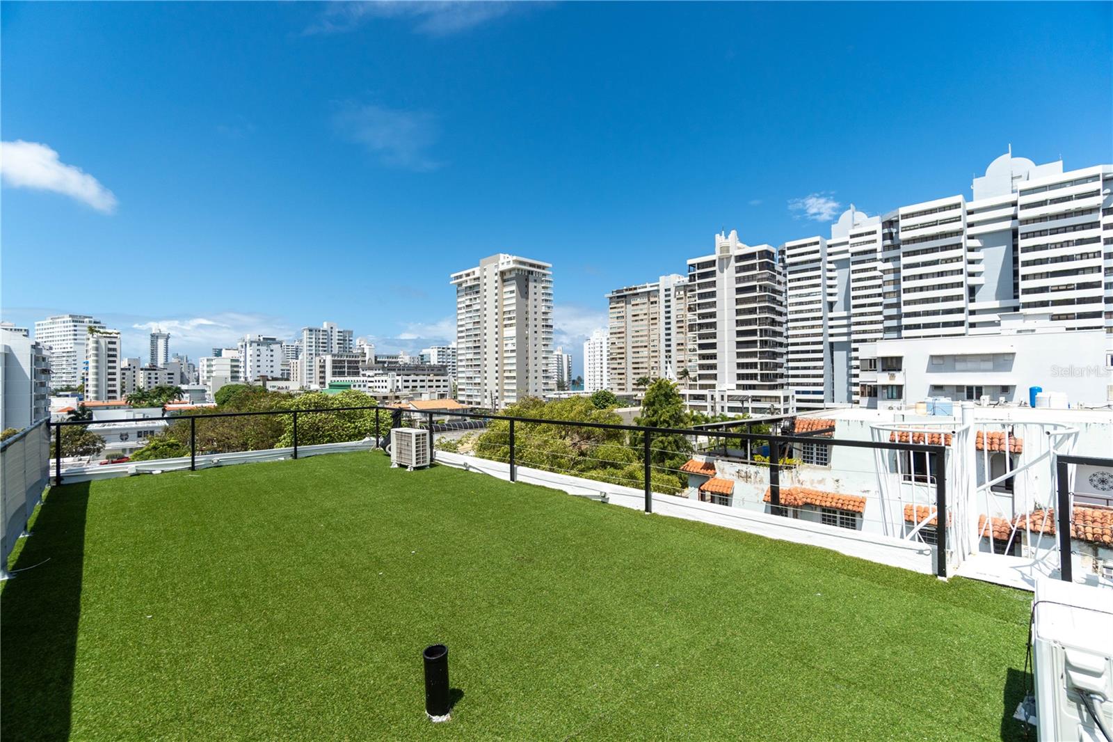 CONDOMINIO MARIBEL - Residential