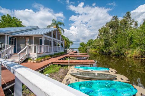 A home in PALM HARBOR