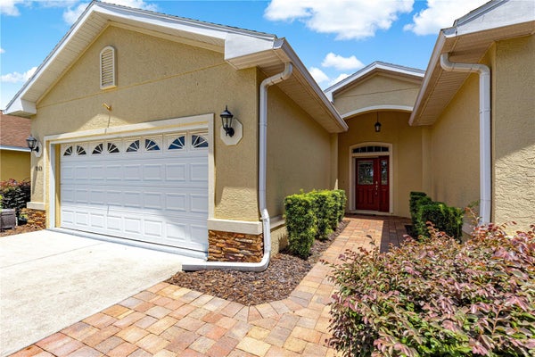 9365 SW 94TH LOOP, OCALA, FL 34481 - Image c17b1cd8c1eb8b2e61a329bb764d387b/1065660970