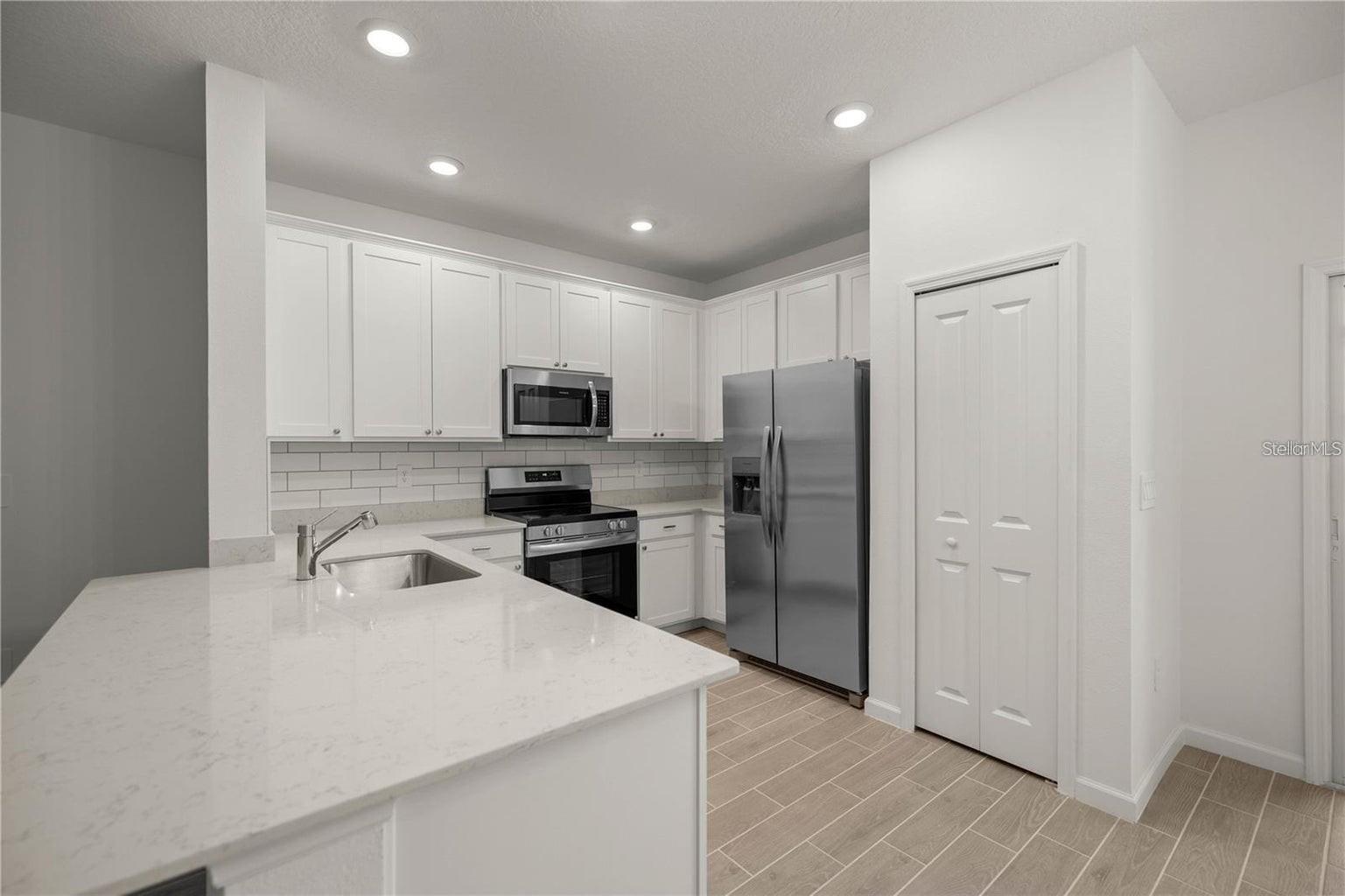 OAK HAMMOCK PRESERVE - Residential Lease