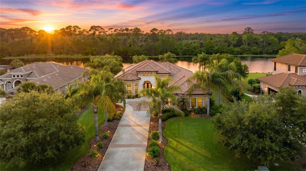 Photo of 204 Willow Oak Way, Palm Coast, FL 32137 (MLS # FC318060)