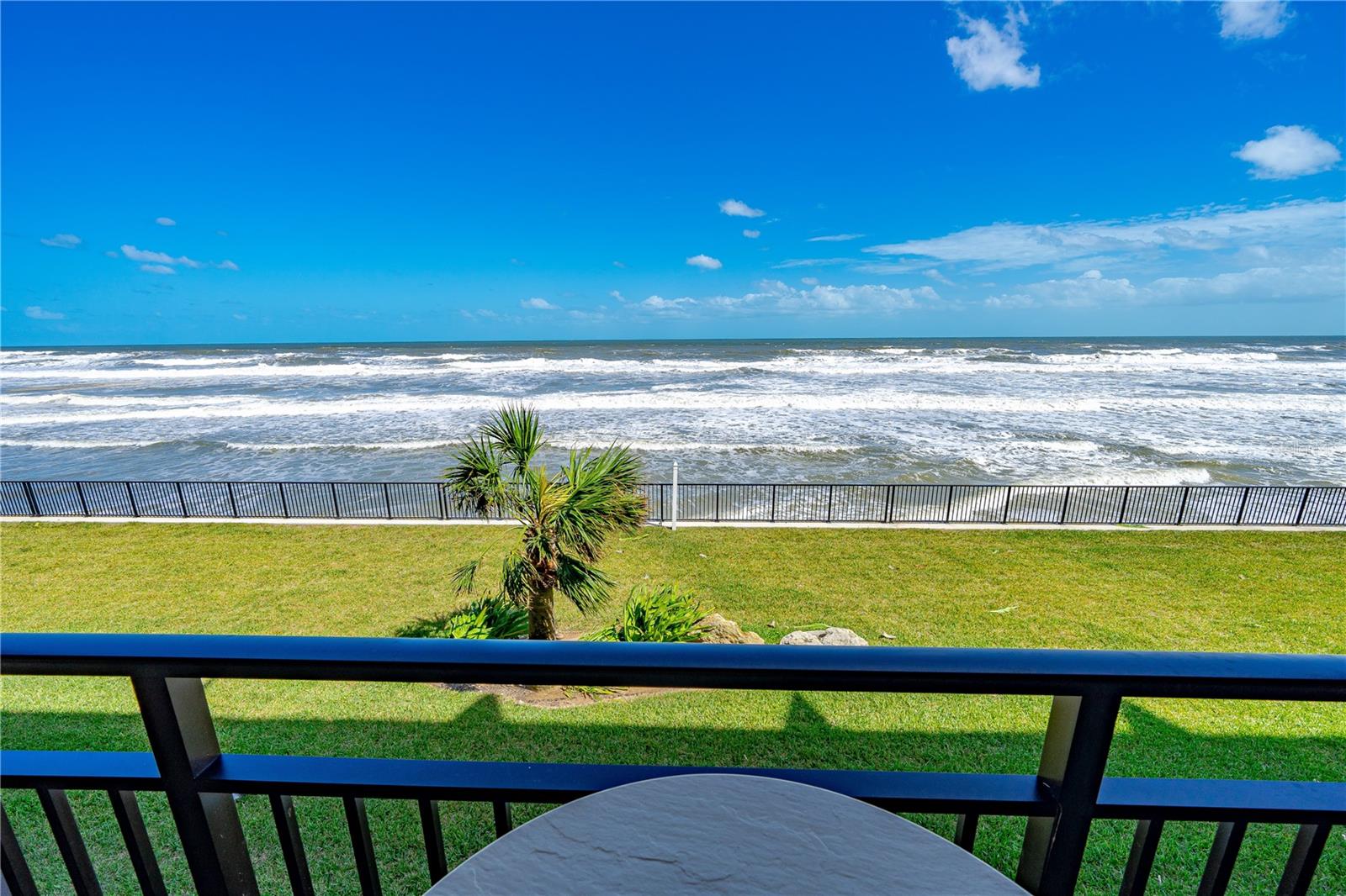 HAWAIIAN INN LC - Residential