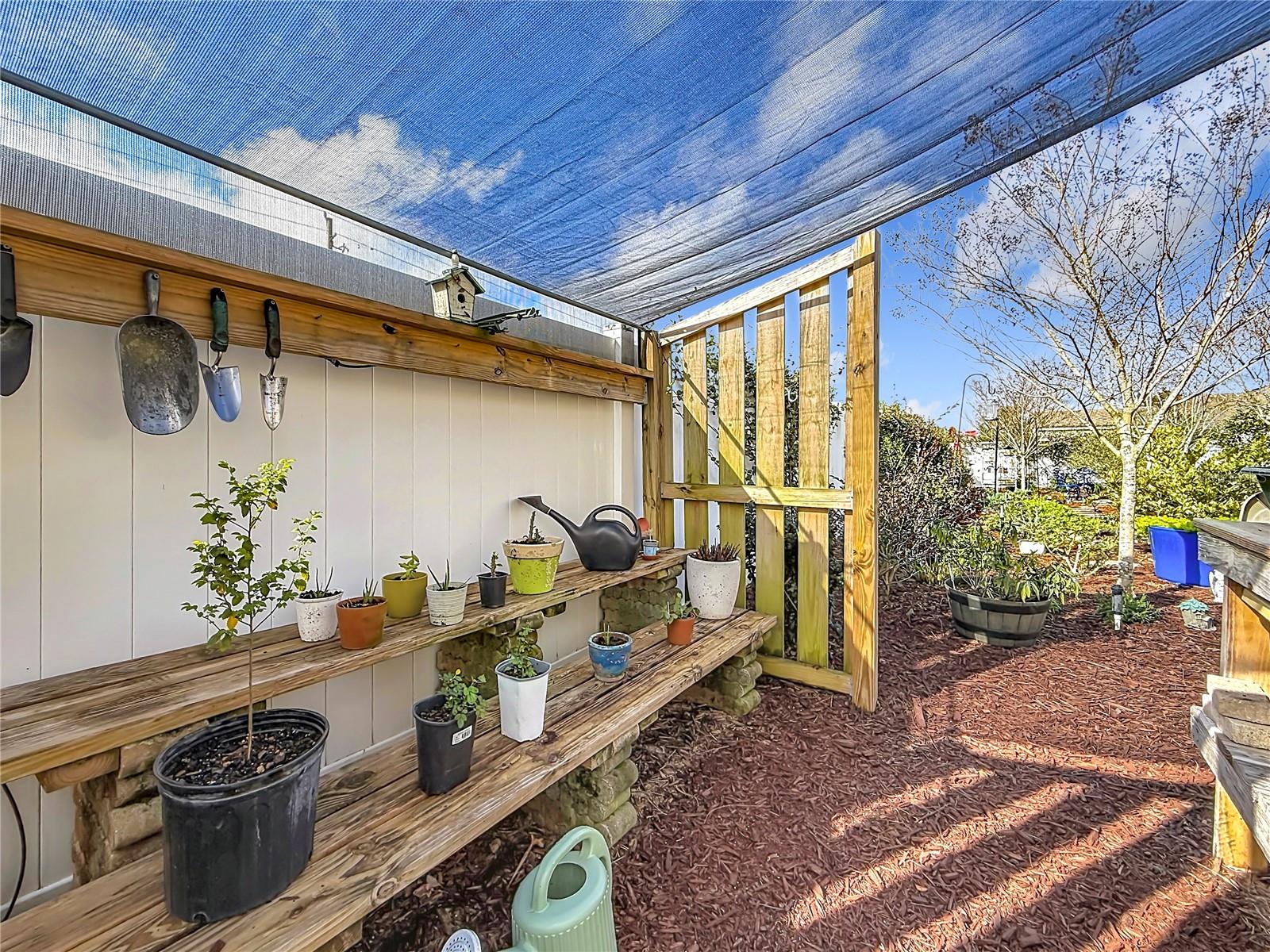 MEADOW GLENN UN #1 - Residential