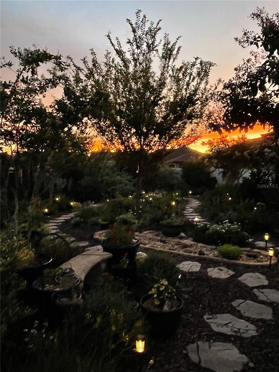 MEADOW GLENN UN #1 - Residential