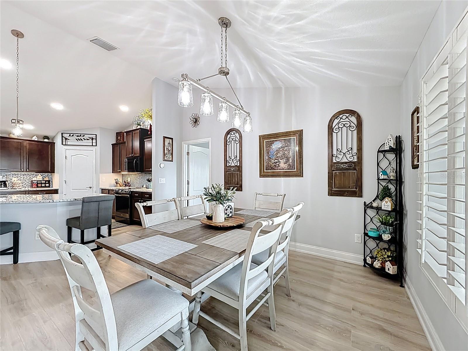 MEADOW GLENN UN #1 - Residential