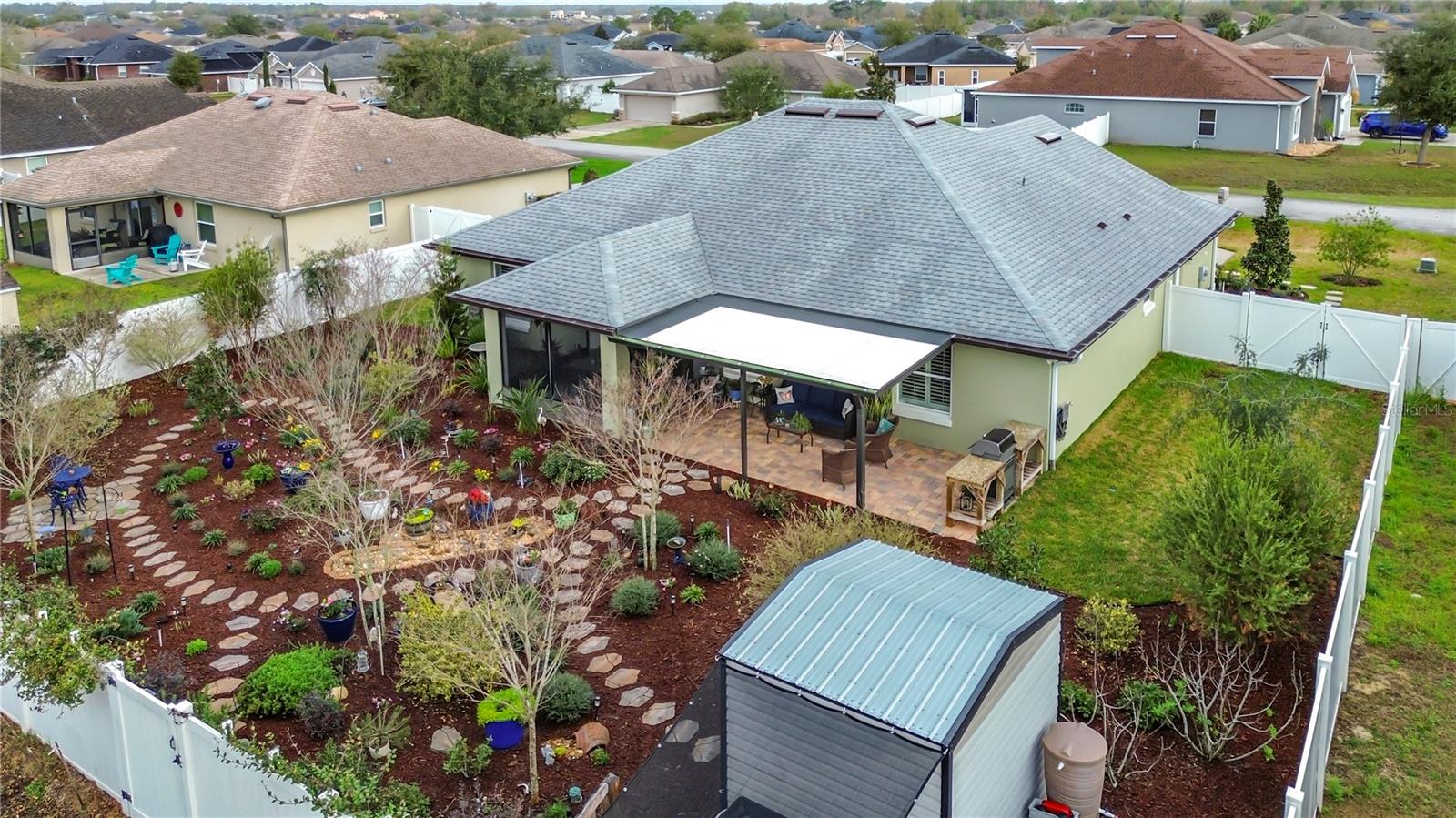 MEADOW GLENN UN #1 - Residential