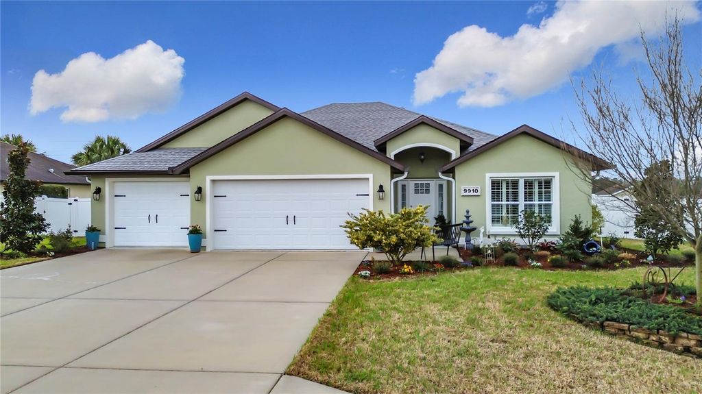 Photo of 9910 SW 55th Avenue Road, Ocala, FL 34476 (MLS # OM719913)