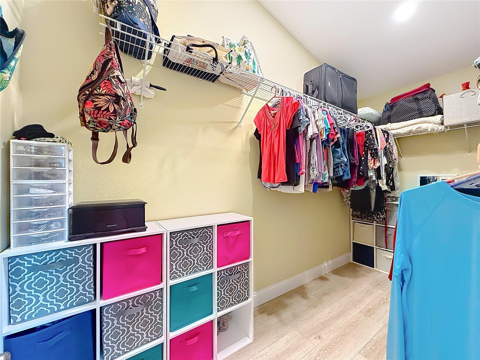 MEADOW GLENN UN #1 - Residential