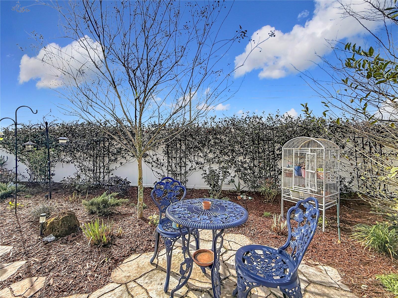 MEADOW GLENN UN #1 - Residential