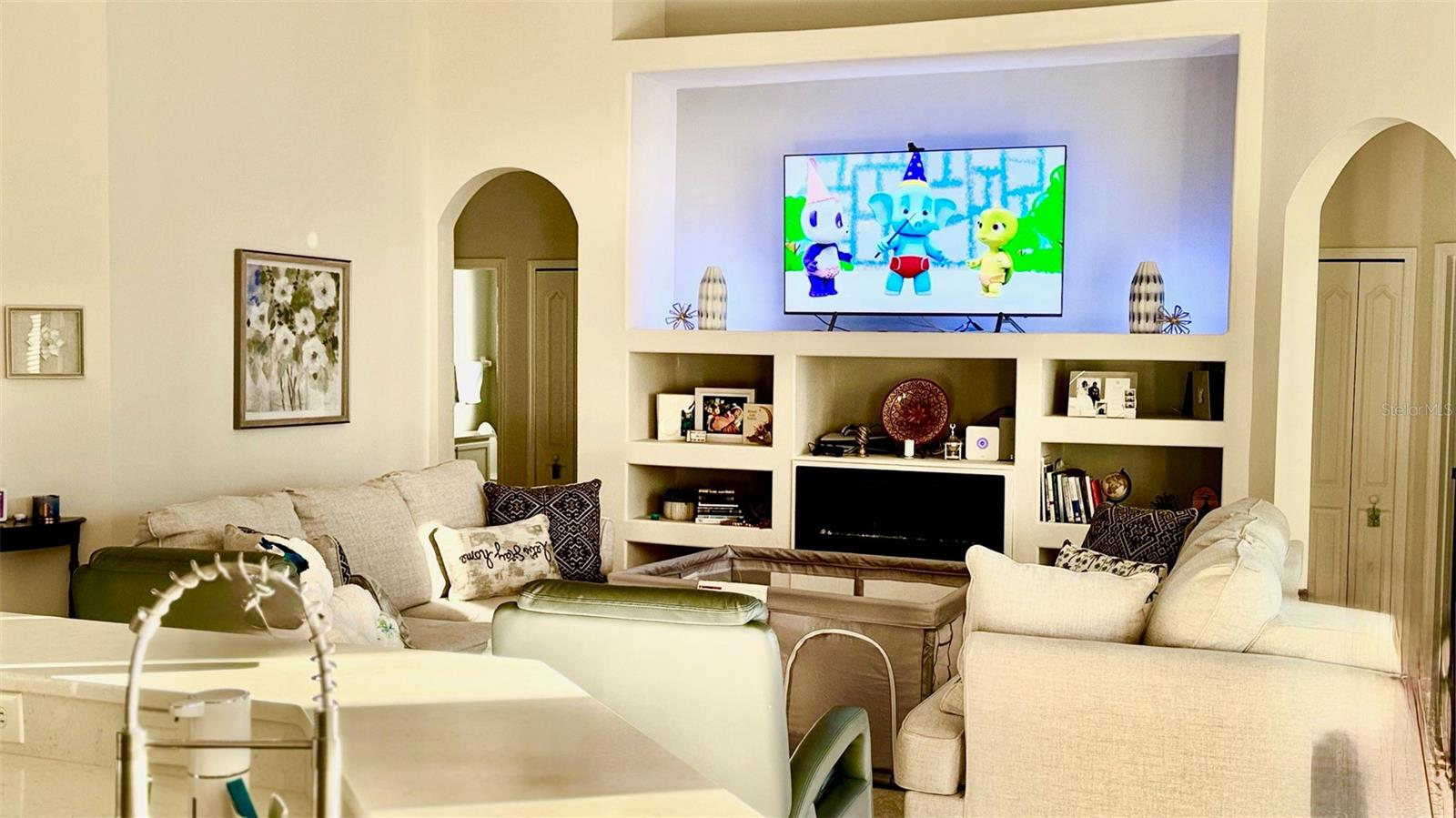 LAKE FLORENCE - Residential