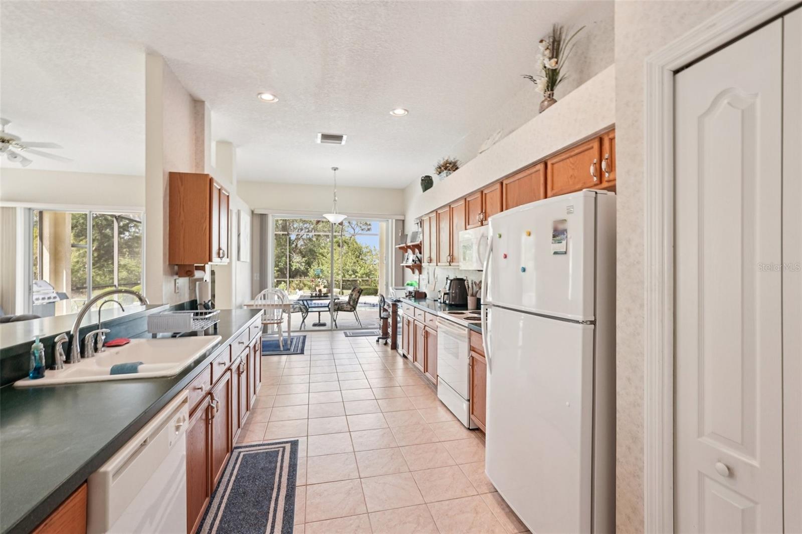 SUN CITY CENTER UNIT 261 - Residential