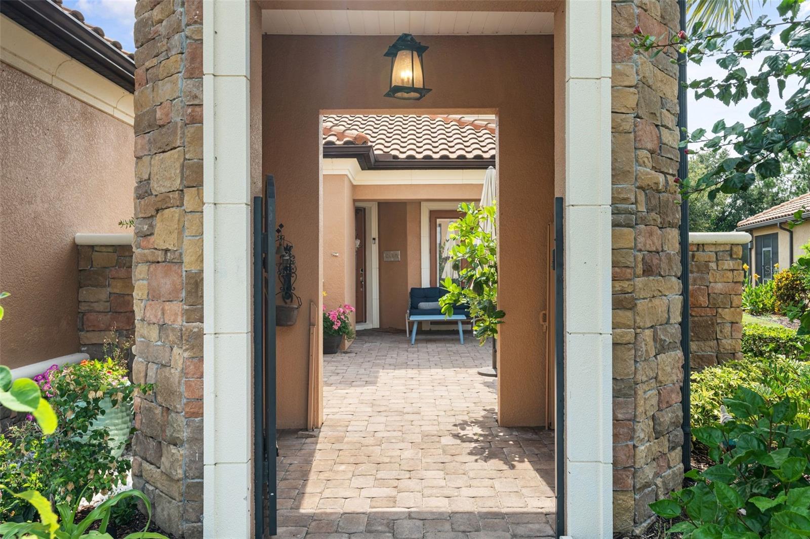 12672 FONTANA LOOP