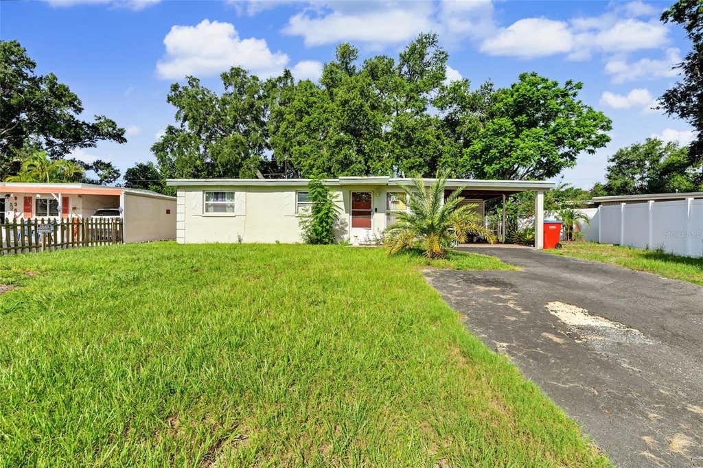 Photo of 9374 84th Street, Seminole, FL 33777 (MLS # TB8539735)