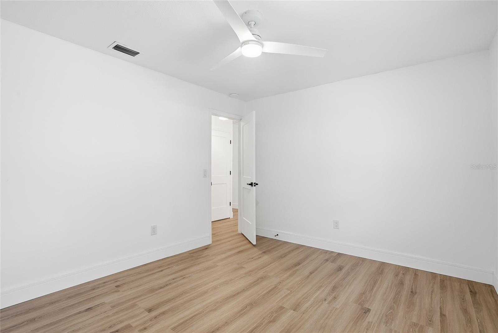OAKWOOD RAVINE - Residential