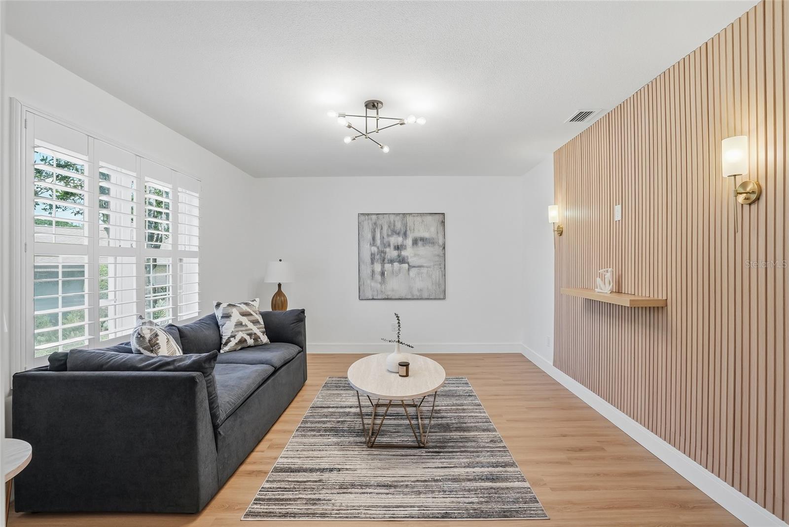OAKWOOD RAVINE - Residential