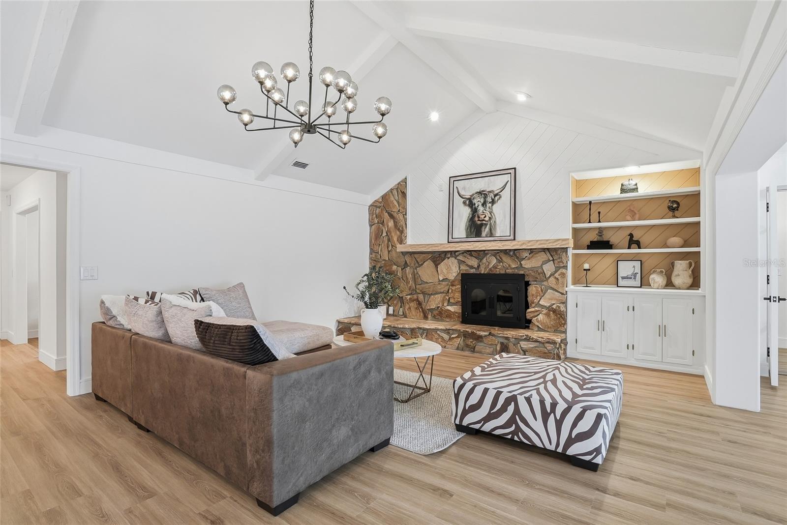 OAKWOOD RAVINE - Residential