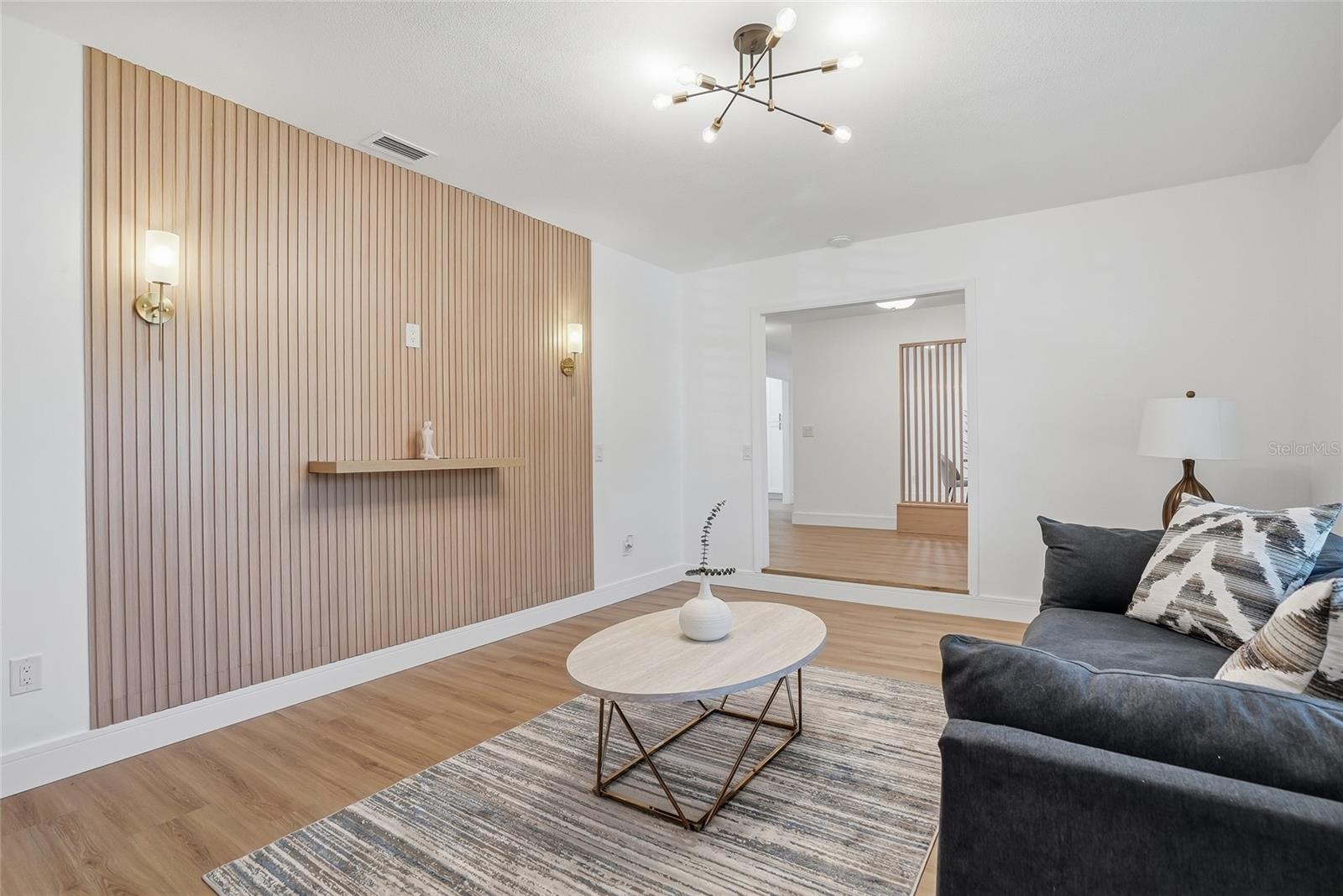 OAKWOOD RAVINE - Residential