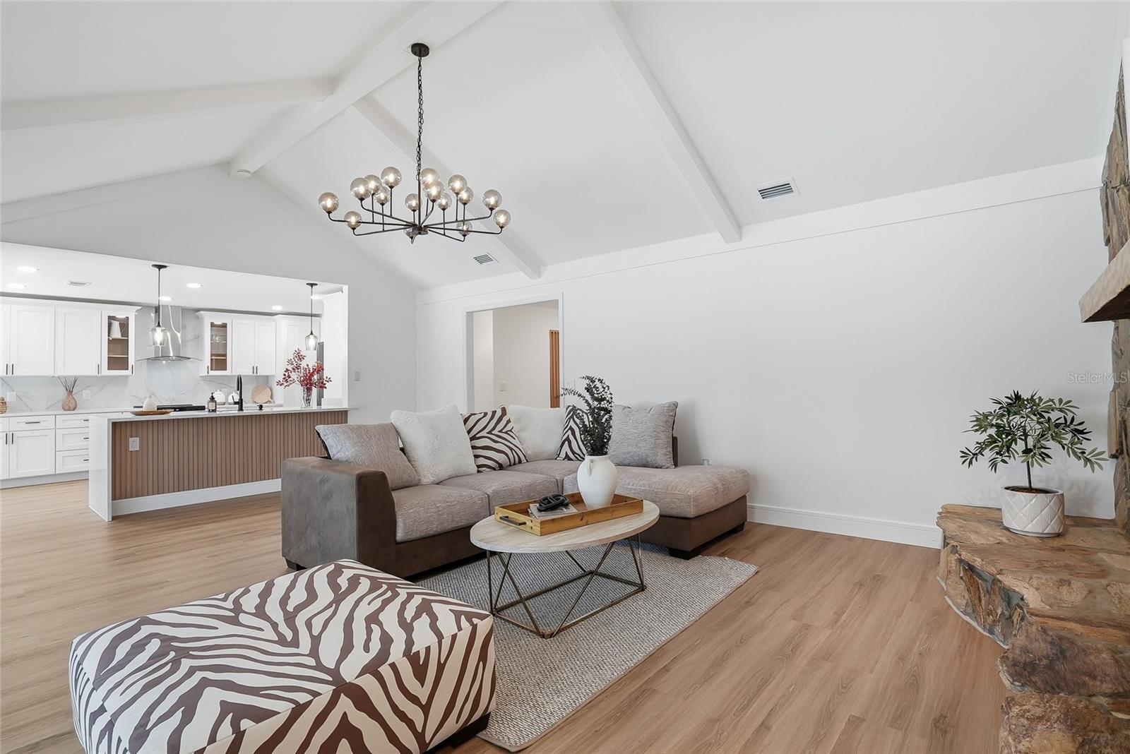 OAKWOOD RAVINE - Residential